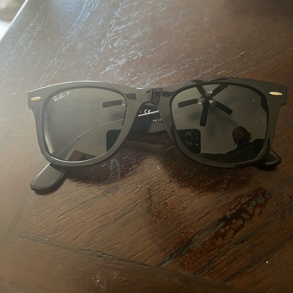 Ray-Ban Wayfarer Black Sunglasses